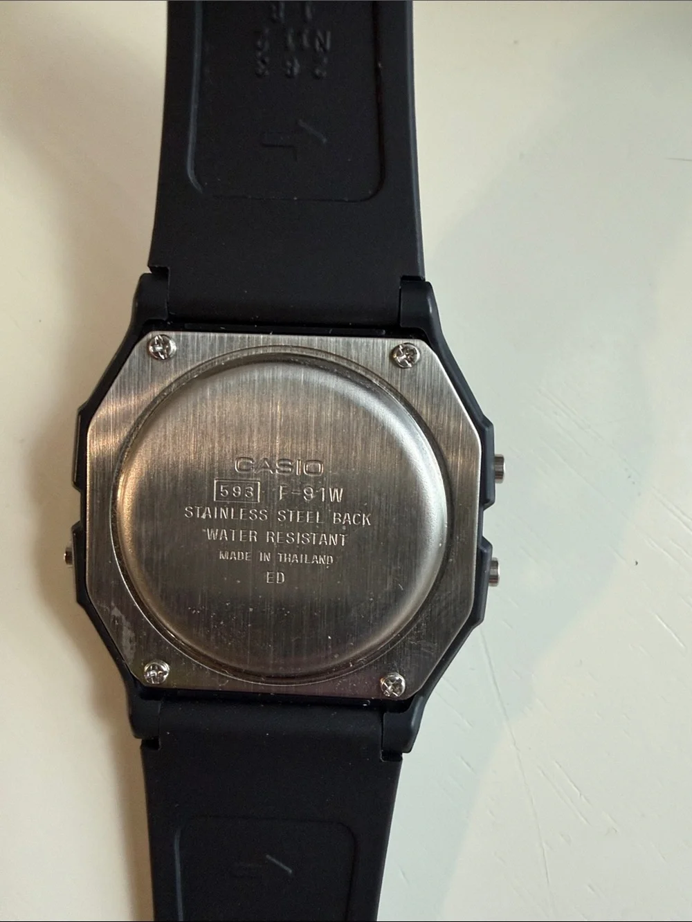 Small CASIO digital watch W91 series